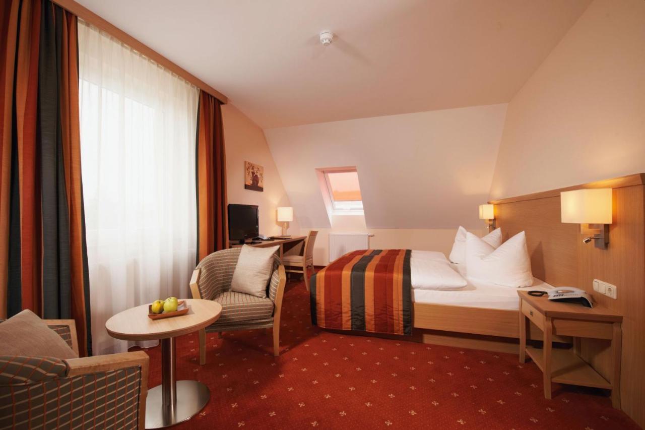 Parkhotel Neustadt Neustadt in Sachsen Zewnętrze zdjęcie